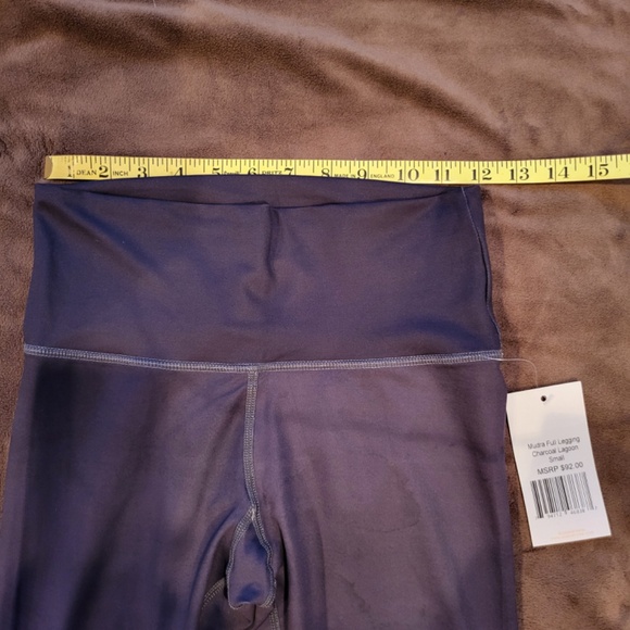 NWT Sol and Mane Mudra Full Leggings Charcoal Size Small - Picture 4 of 9